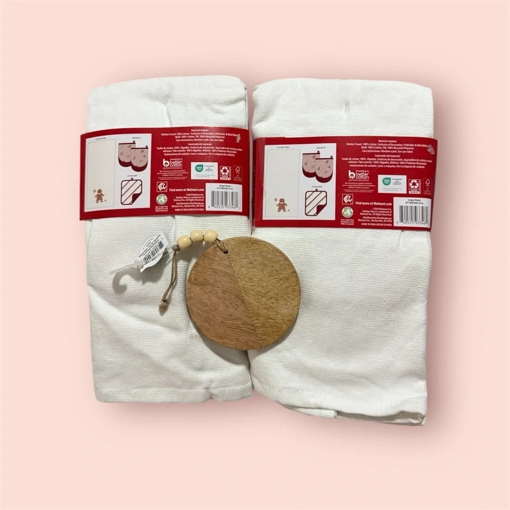Holiday Time Kitchen Accessory Set with Ornament